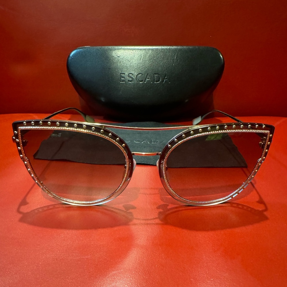 ESCADA SES979 SUNGLASSES